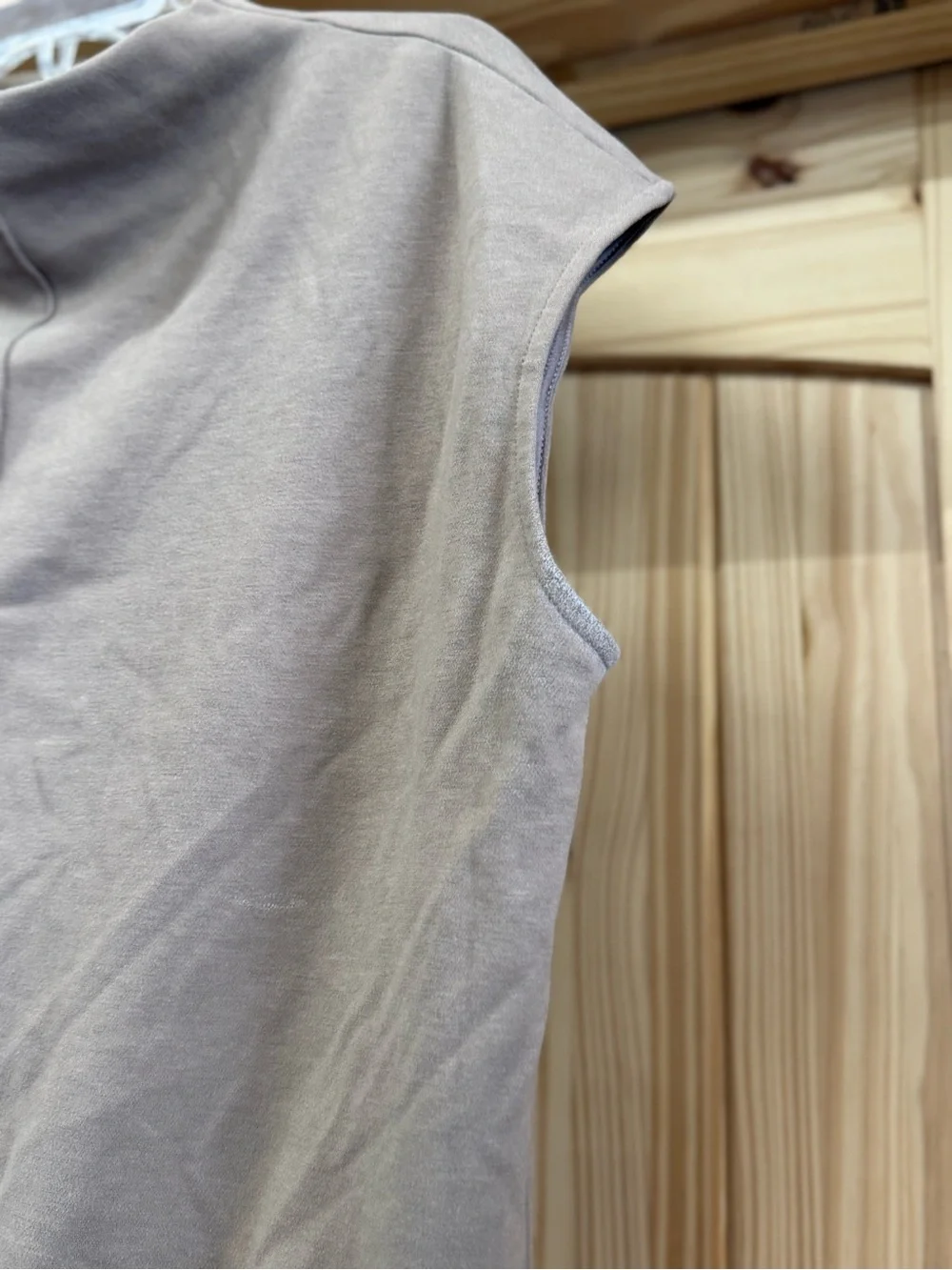Women’s Sleeveless Knit Sweater - Taupe